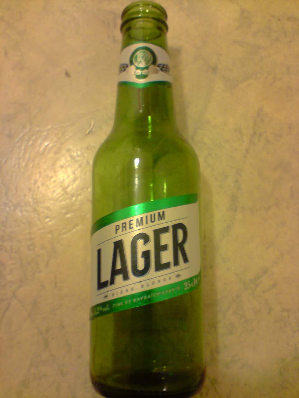 U Premium Lager