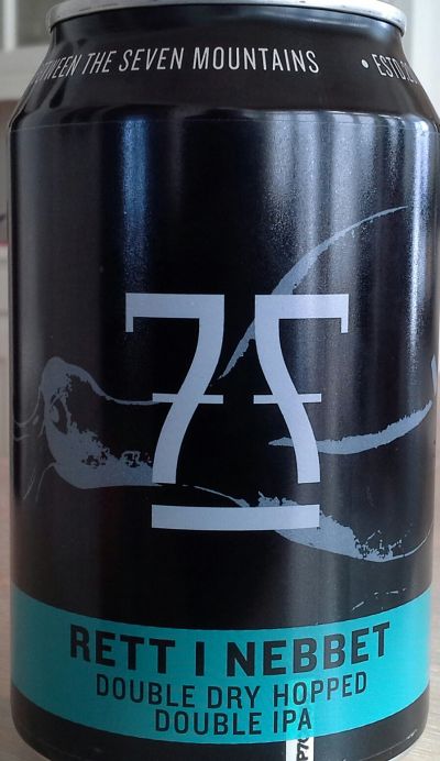 7 Fjell Rett i Nebbet