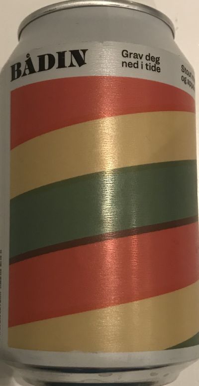Bådin Grav Deg Ned I Tide