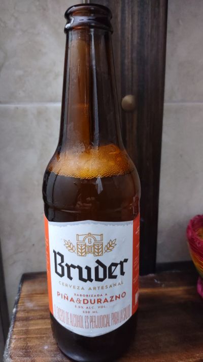 Bruder Pina y Durazno